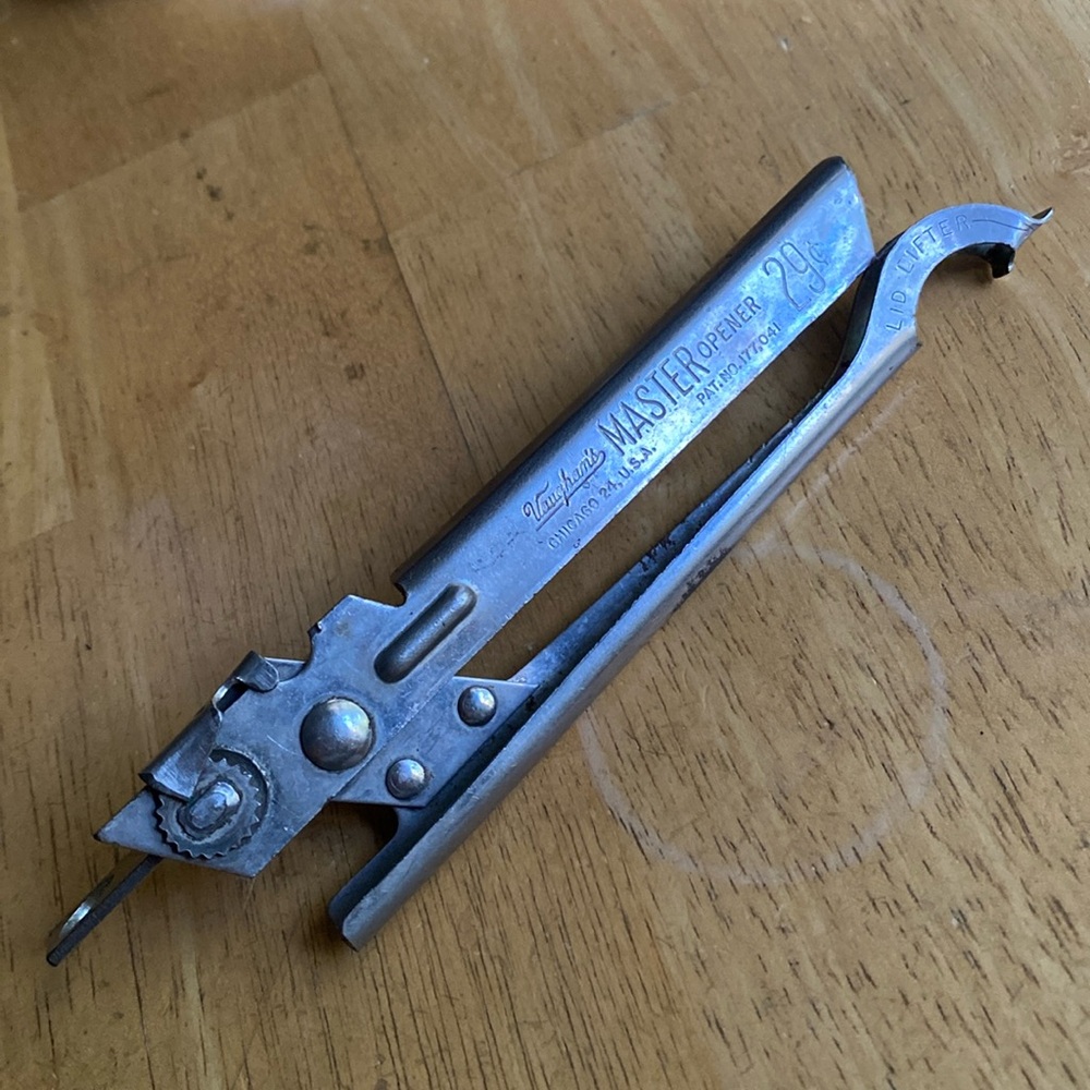 ! Vintage Vaugham's Master Opener Can Opener 29 Cents Pat. No. 177041
